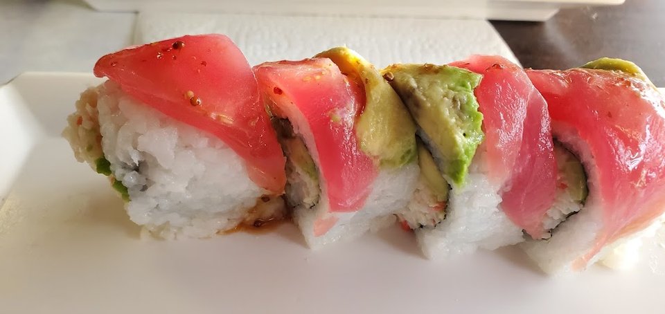 Deluxe Rainbow Cali Roll